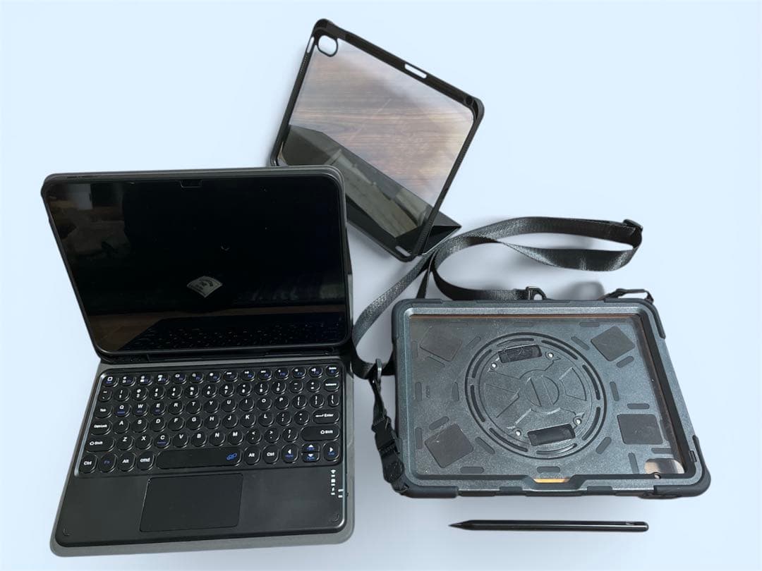 美品iPad 第10世代 64GB キーボードケース・ペン・ケース・フィルム付き