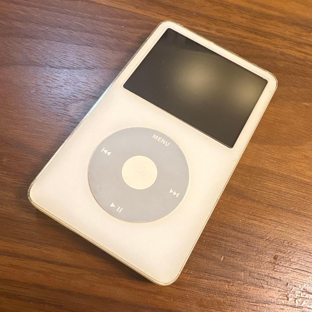 iPod Classic ホワイト USBケーブル付　可動OK