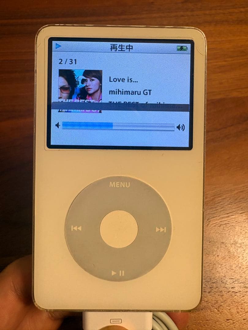 iPod Classic ホワイト USBケーブル付　可動OK