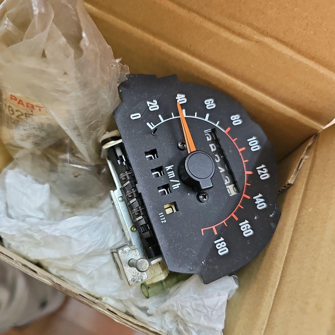 c*d様 Z400GP純正 ガバナー カワサキZ400FX スピードメーター