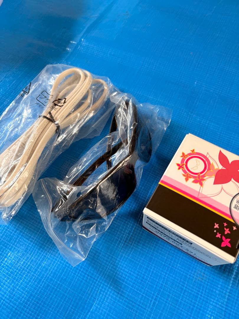 KE-NON 脱毛器 V.8.4J パールホワイト