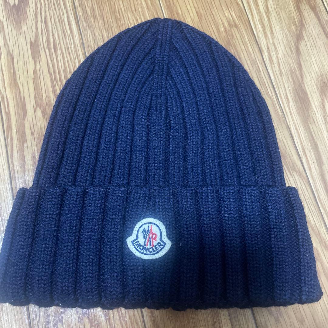 モンクレール　ニット帽　ネイビー