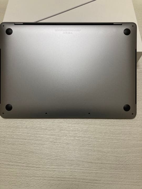 MacBook Pro 13インチ　2GクアッドコアIntel Core i5