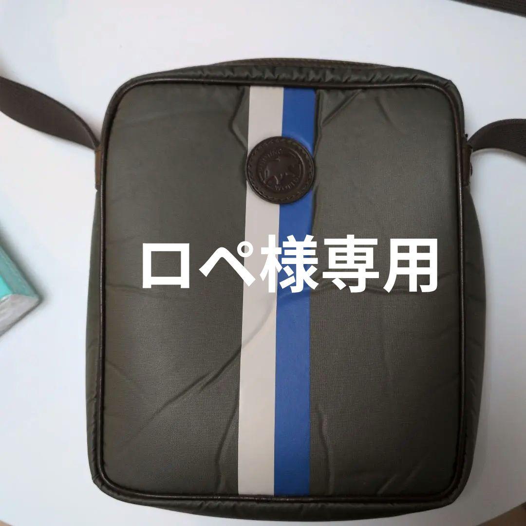 ハンティングワールド　ショルダーバッグ