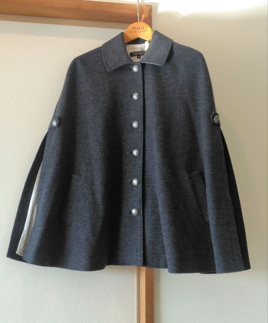美品★Brooks Brothers ポンチョ ケープコート　ロゴボタン　グレー