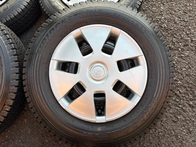 スタッドレスセット 軽バン、軽トラに！ダイハツ ハイゼット純正 スチール
