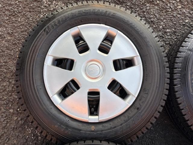 スタッドレスセット 軽バン、軽トラに！ダイハツ ハイゼット純正 スチール