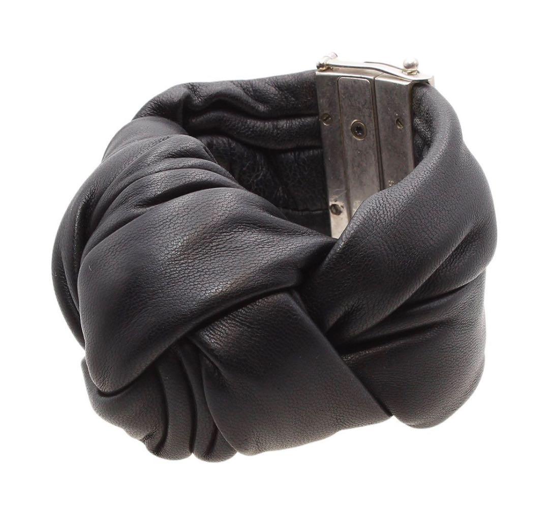 G2989 美品!! セリーヌ レザーツイスト ワイド ブレスレット バングル