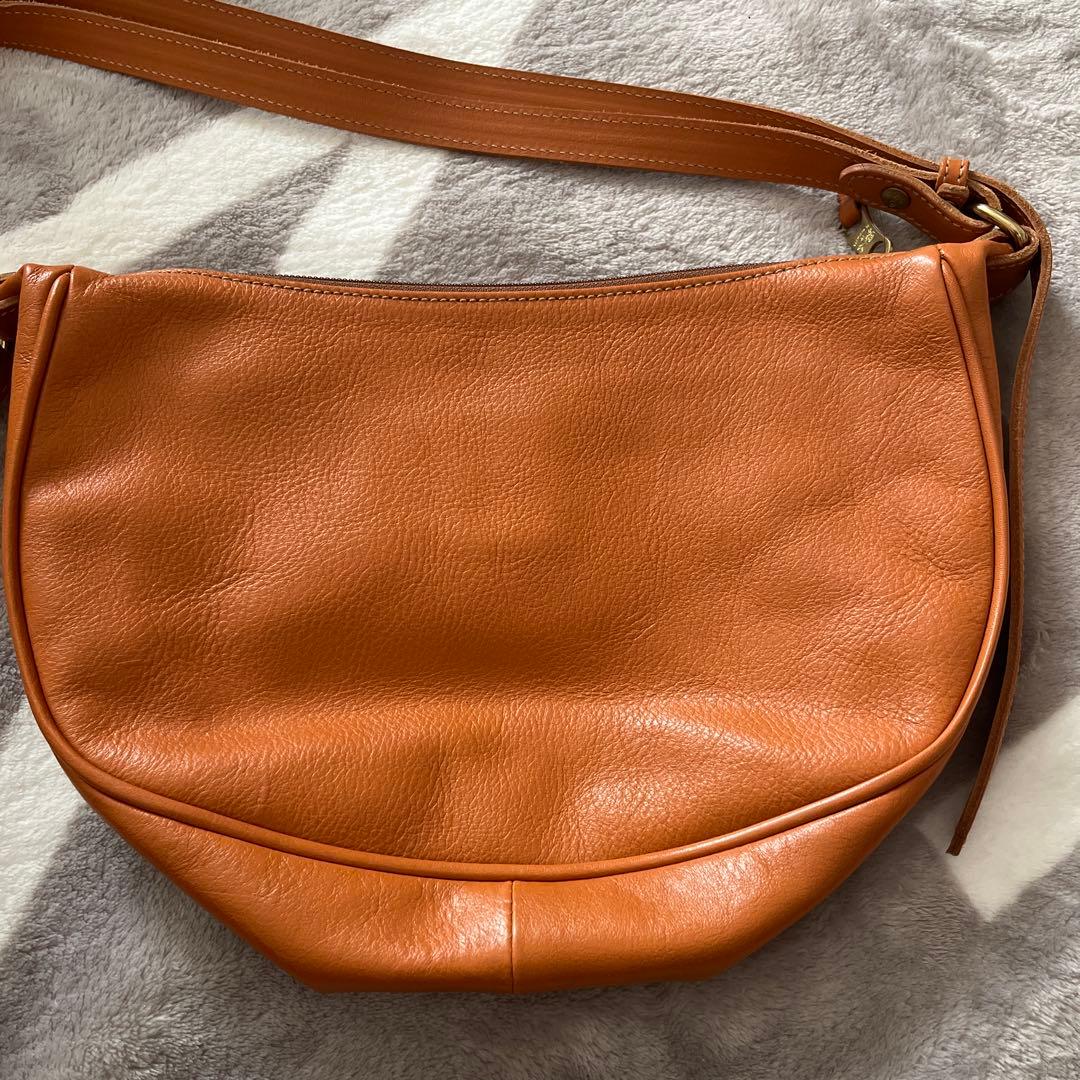 IL BISONTE ショルダーバッグ ブラウン　本革