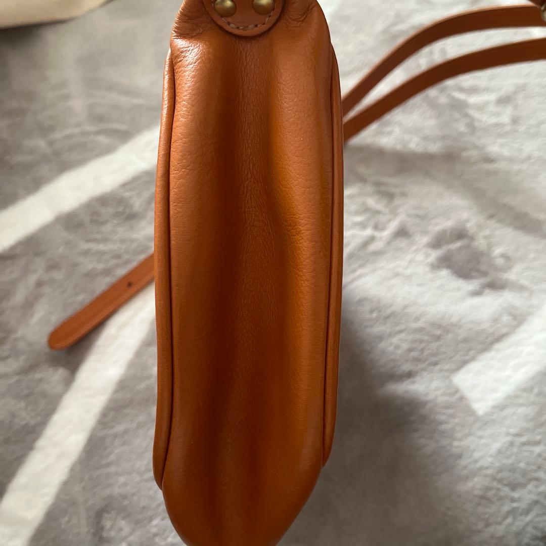 IL BISONTE ショルダーバッグ ブラウン　本革