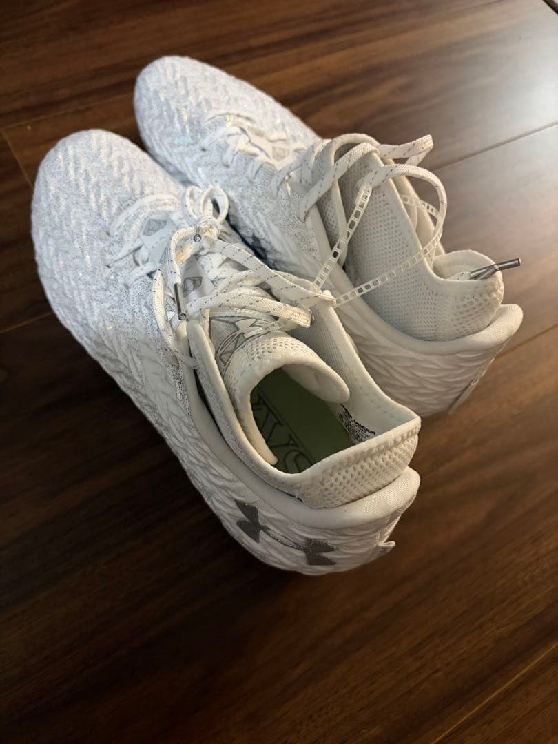 激レア！新品！アメリカンフットボール　スパイク　ホワイト×ホワイト