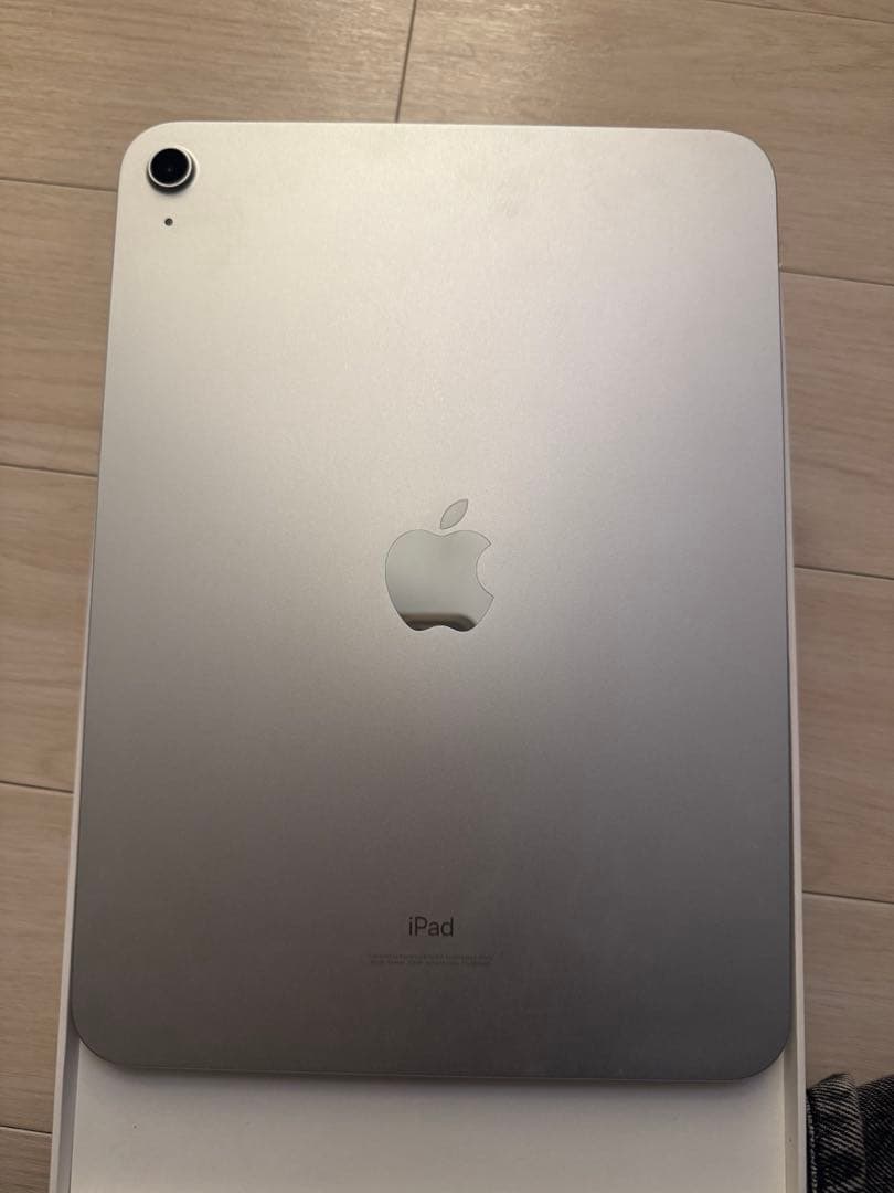 iPad　第10世代　64GB