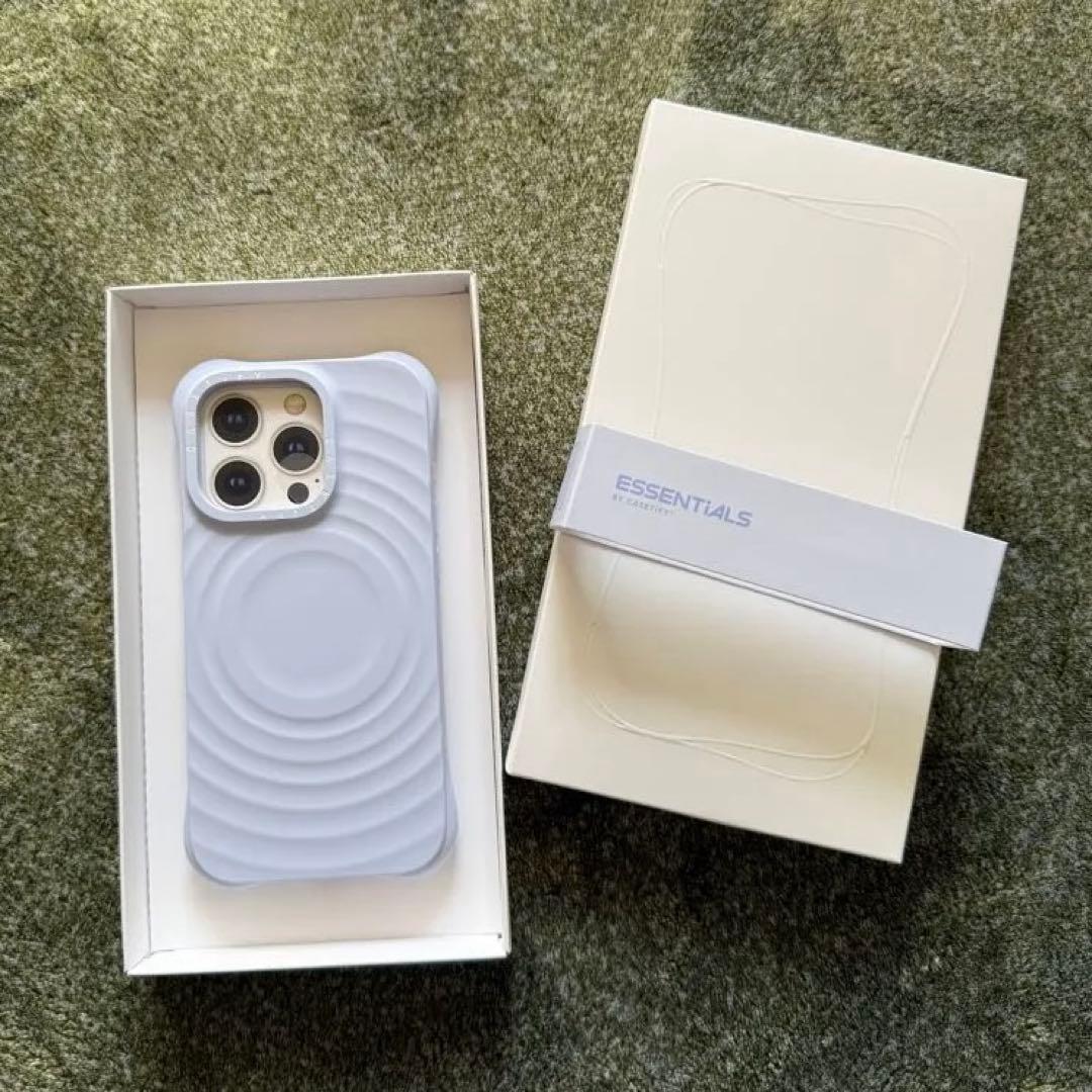 CASSETiFY ウェーブシリコンケース iPhone16Pro ニチニチソウ