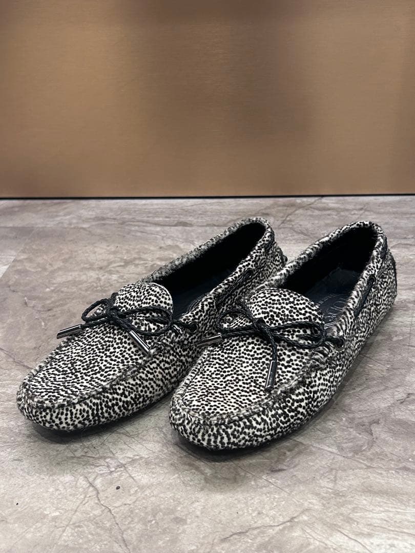 TOD'S ハラコ イントレチャートリボン ドライビングシューズ ローファー