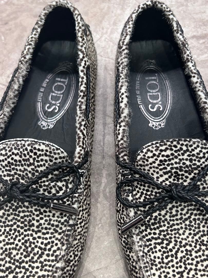 TOD'S ハラコ イントレチャートリボン ドライビングシューズ ローファー