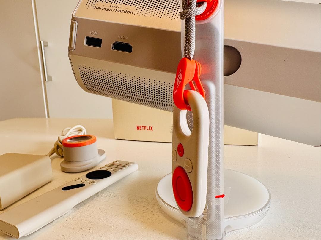 【美品・格安】Aladdin Poca Laser フルHDプロジェクター