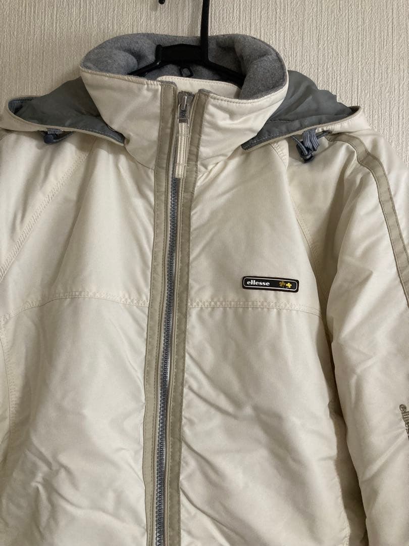 エレッセスキーウェア アイボリー女性用 Ｌサイズ