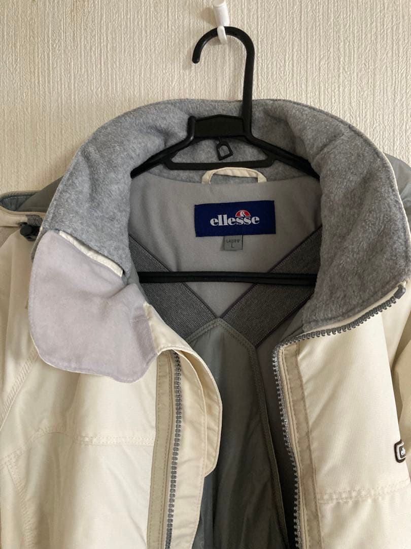 エレッセスキーウェア アイボリー女性用 Ｌサイズ