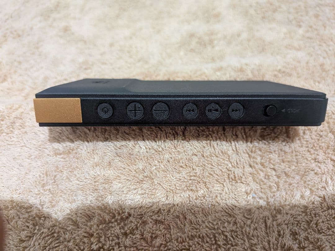 あ*ん様 美品　SONY NW-ZX707　64GB Hi-Res　ケースおまけ