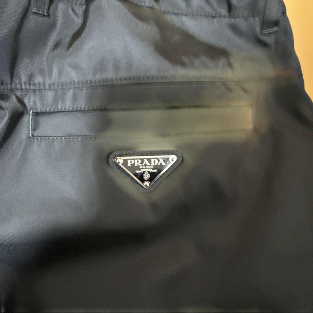PRADA ナイロンパンツ
