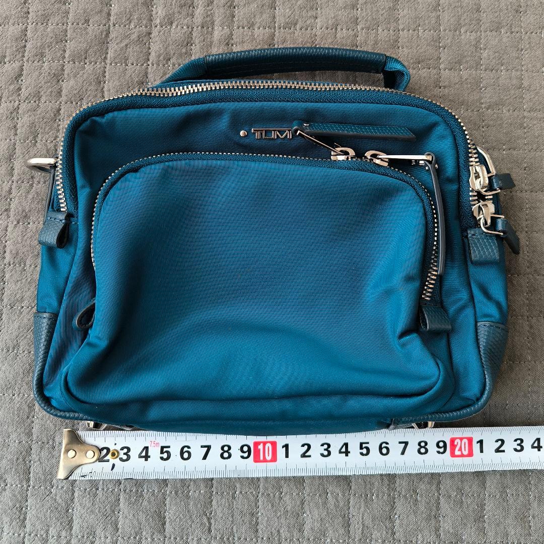 美品★TUMI VOYAGEUR TROY クロスボディ軽量 ナイロン ブルー