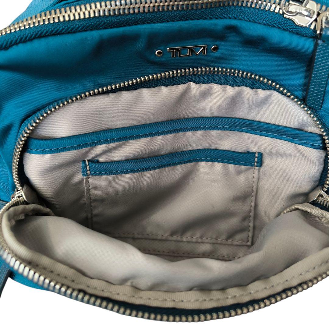 美品★TUMI VOYAGEUR TROY クロスボディ軽量 ナイロン ブルー