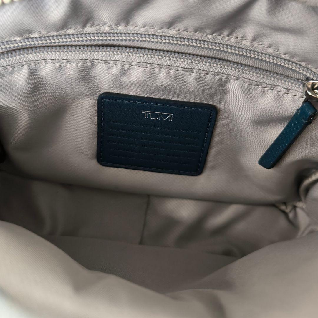 美品★TUMI VOYAGEUR TROY クロスボディ軽量 ナイロン ブルー