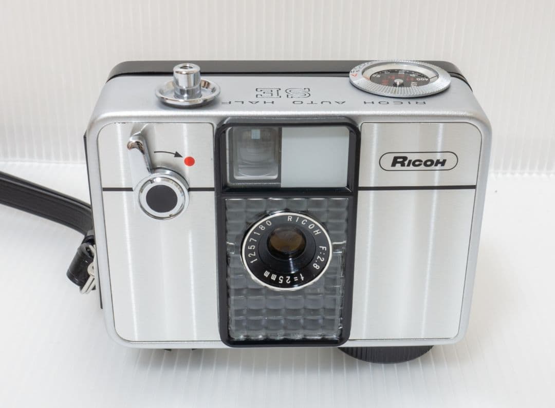 ⑨【美品・整備済品】RICOH AUTO HALF SE 「クリスタルウェーブ」