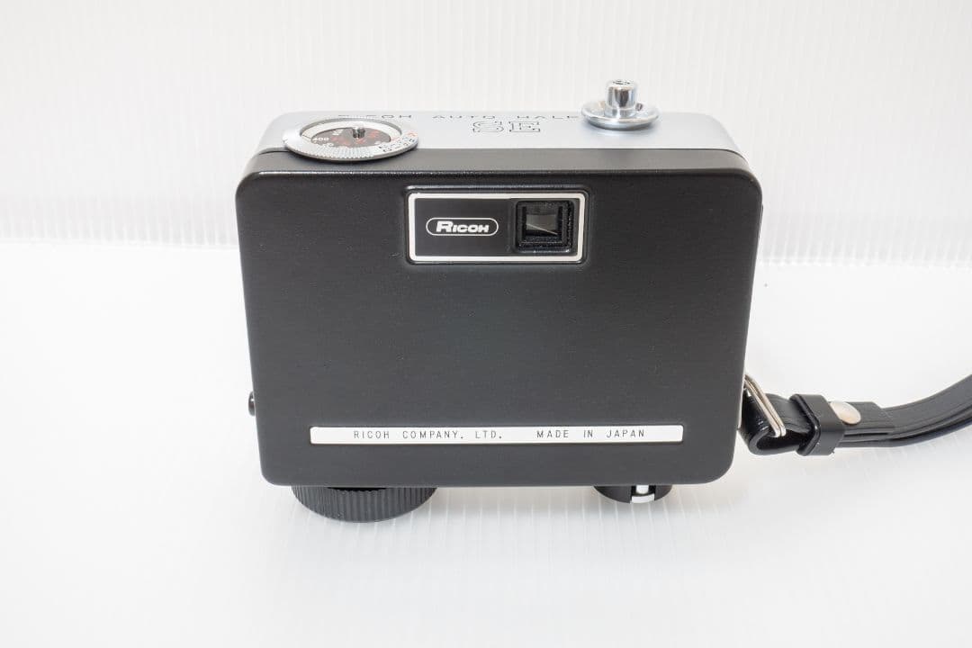 ⑨【美品・整備済品】RICOH AUTO HALF SE 「クリスタルウェーブ」