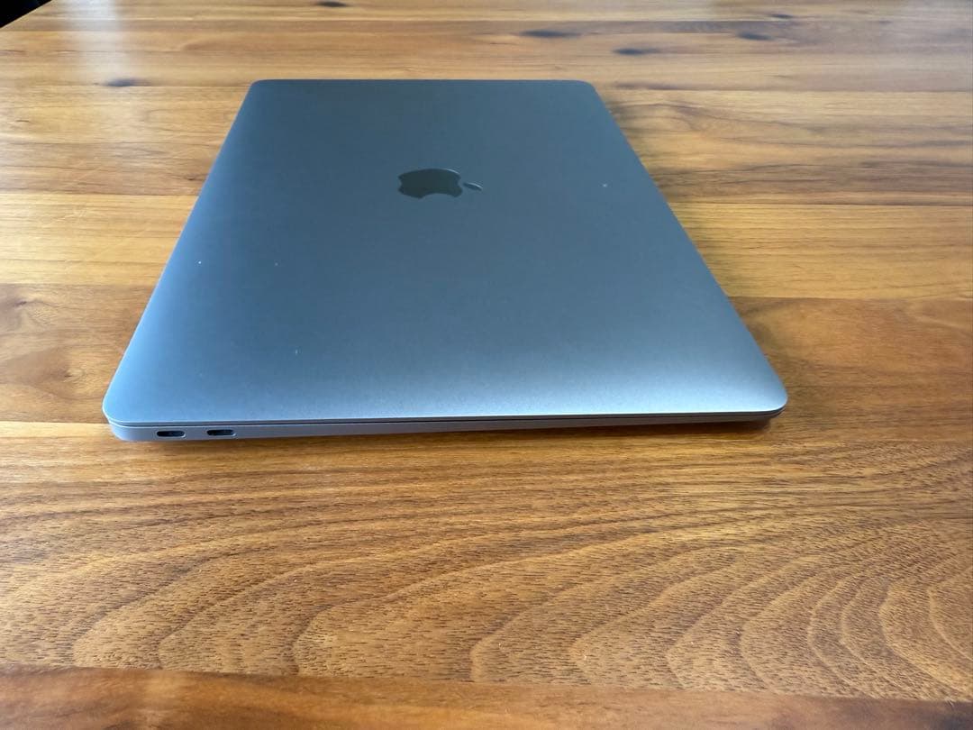 【超美品】Mac book air m1チップ　8gbメモリ　256GB