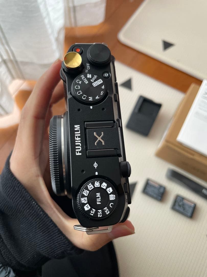 FUJIFILM X-M5 ブラック バッテリーオマケ付き