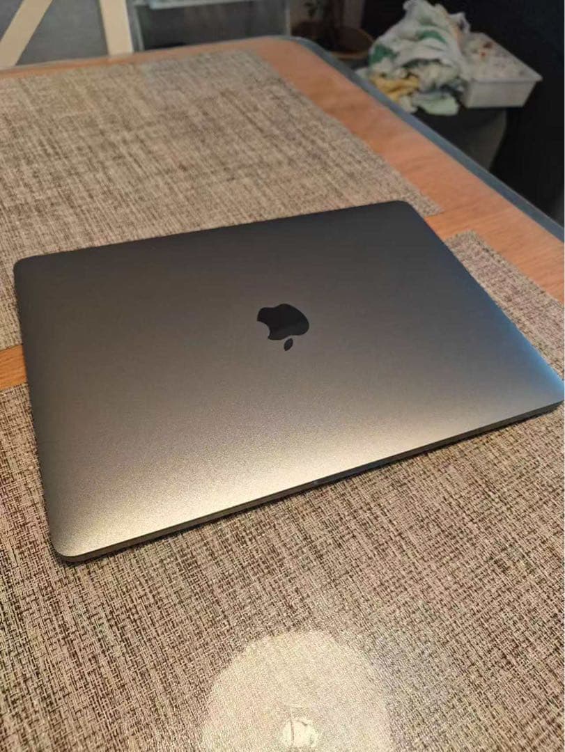 MacBook Pro 13インチ（2019）｜i7 / 16GB / 512G