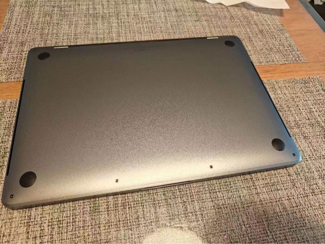 MacBook Pro 13インチ（2019）｜i7 / 16GB / 512G