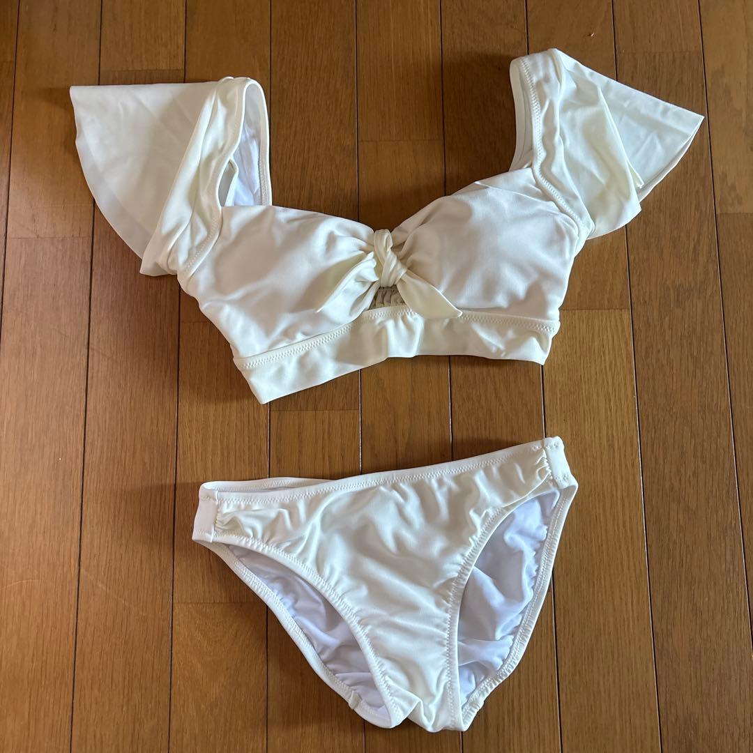 フレアショルダービキニ　水着ビキニタイプ