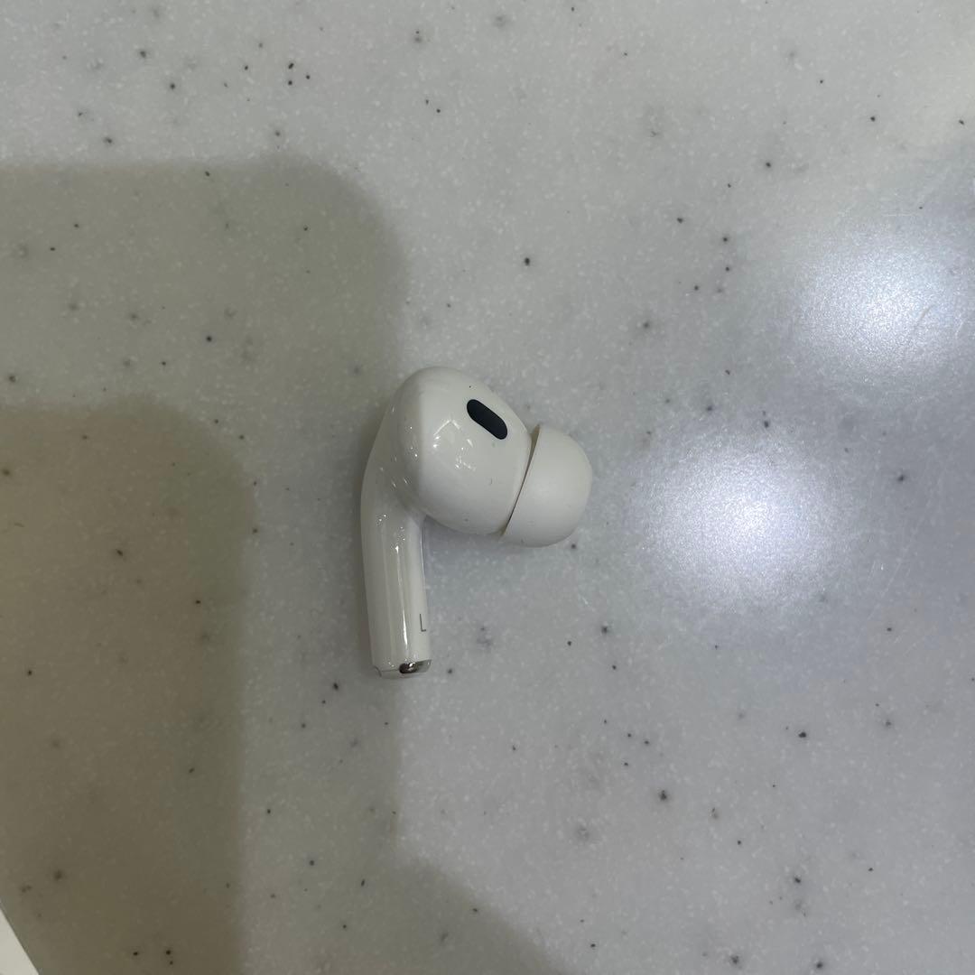 AirPods Pro ワイヤレスイヤホン ホワイト