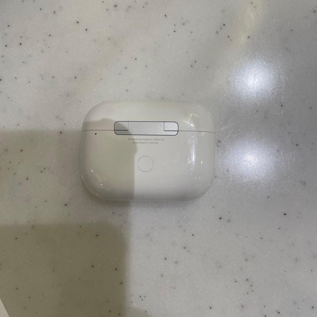 AirPods Pro ワイヤレスイヤホン ホワイト