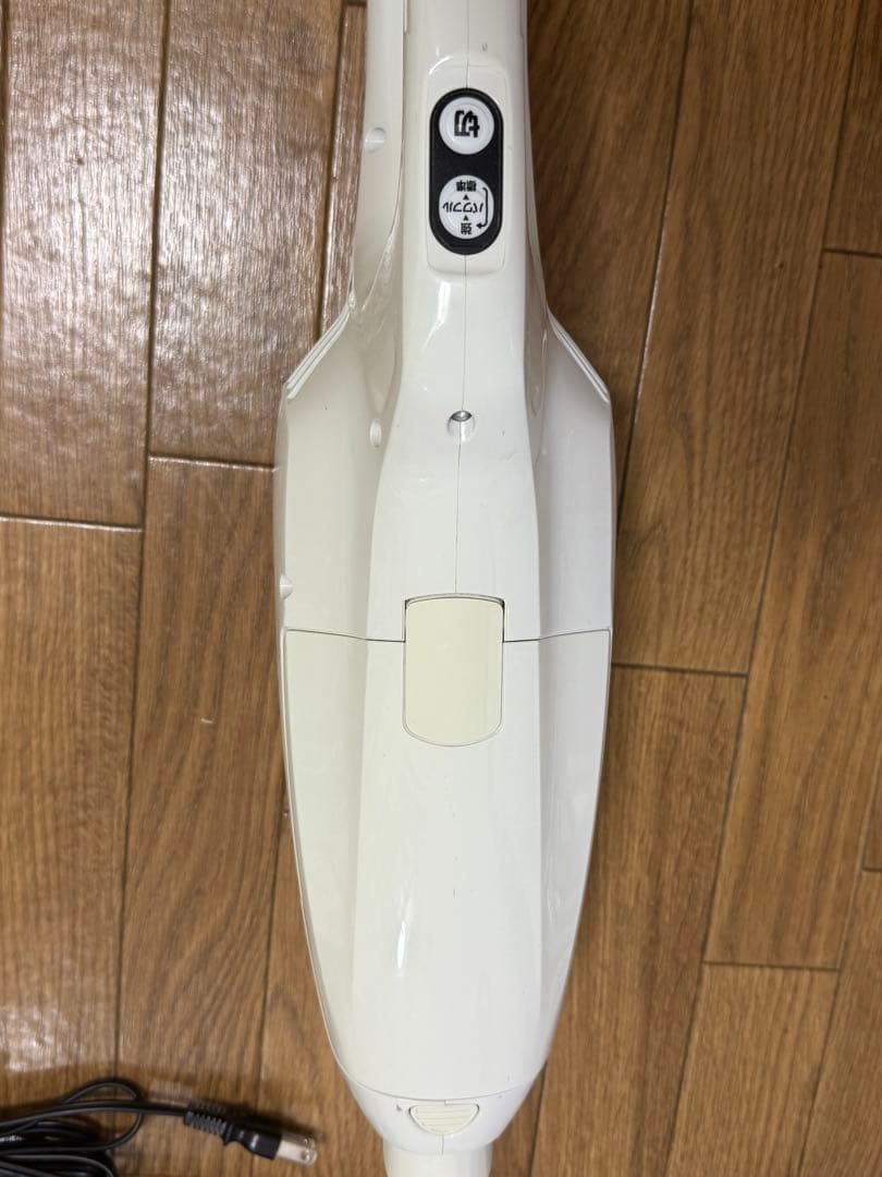 マキタ(Makita) コードレス掃除機　CL107FD