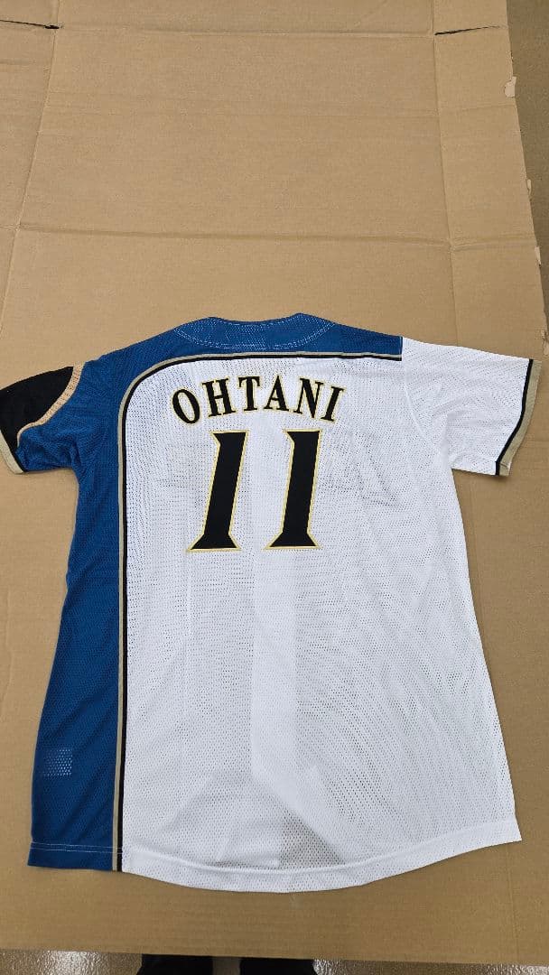大谷翔平　北海道日本ハムファイターズ　ユニフォーム　サイズO　 新品未使用