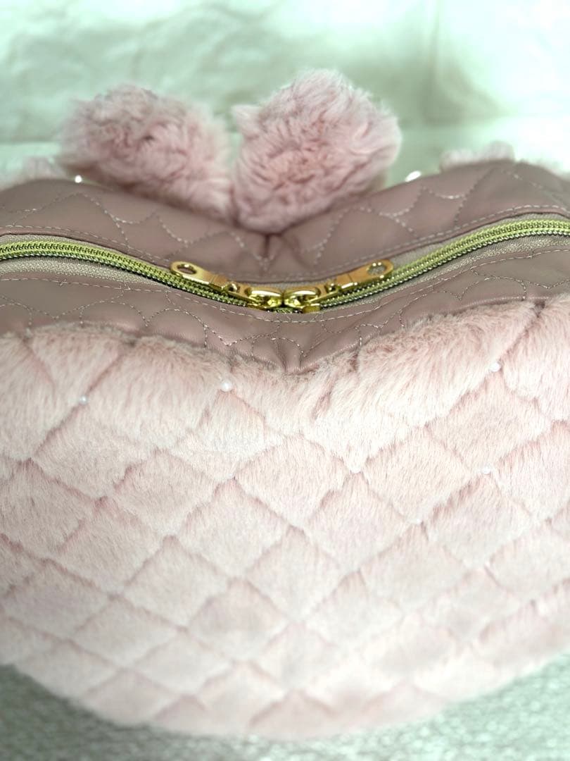 黒*こ様 コヤンイサムチョン　ハンドメイド　ハート型ファーショルダーバッグ　ピン