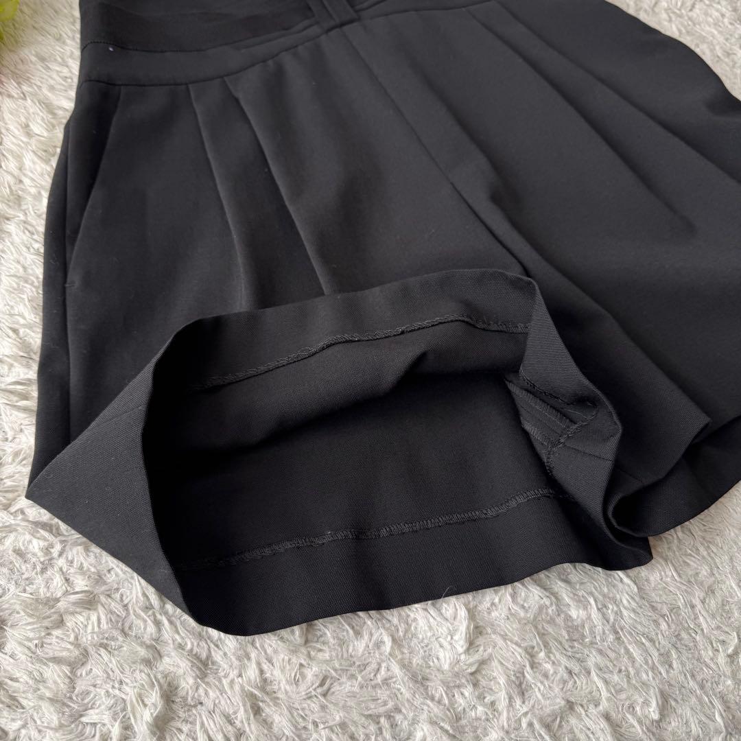 美品 レッドヴァレンティノ ショートパンツ リボンデザイン キュロット 42