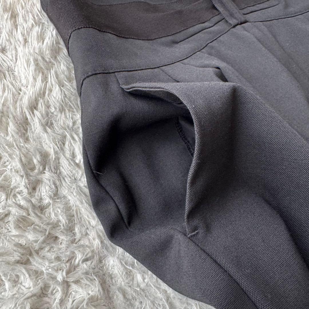 美品 レッドヴァレンティノ ショートパンツ リボンデザイン キュロット 42