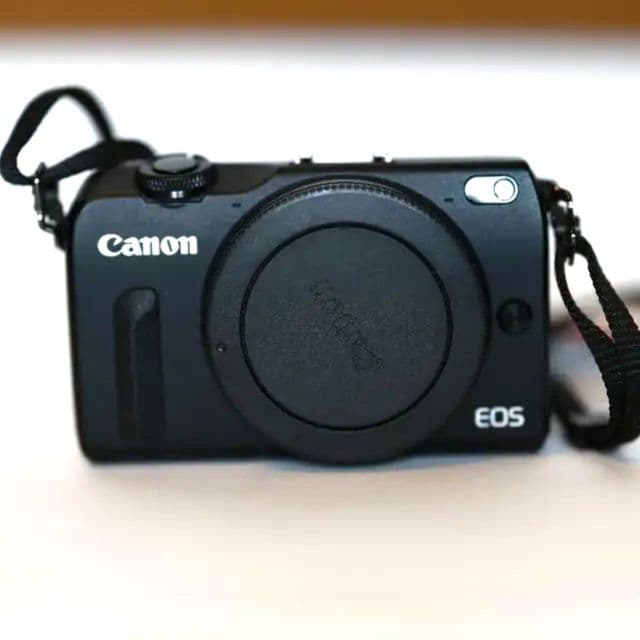Canon EOS M2 ブラック ミラーレスカメラ