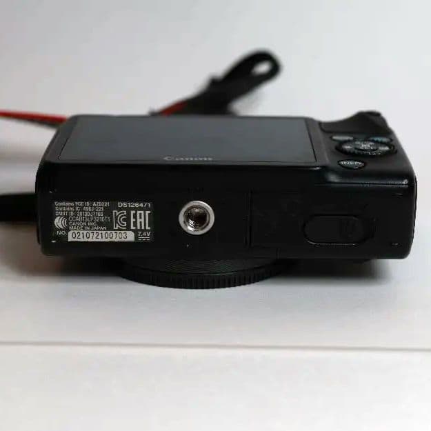 Canon EOS M2 ブラック ミラーレスカメラ