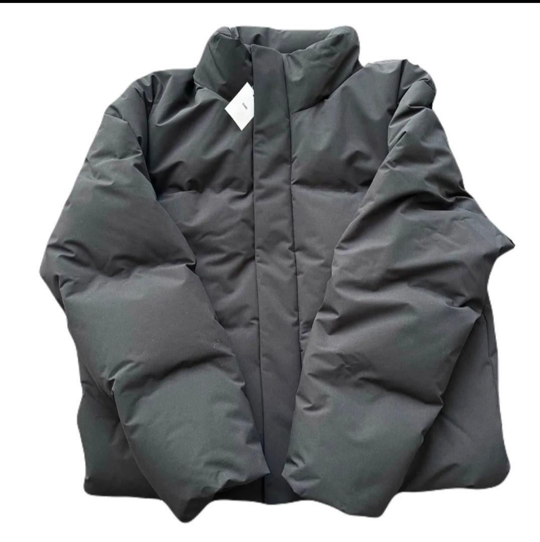 UNIQLO 新品未使用 シームレスダウンジャケット(ブラック/M)