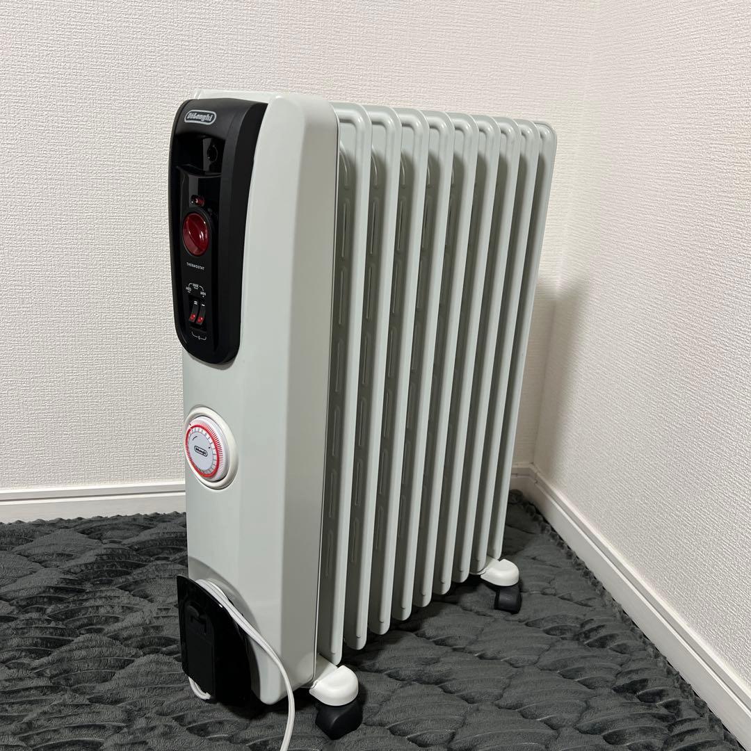 【極美品｜ほぼ未使用】デロンギ オイルヒーター H771015EFSN BK