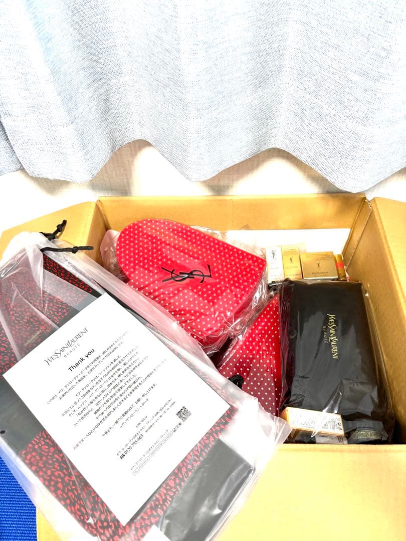 Yves Saint Laurent スキンケアセット