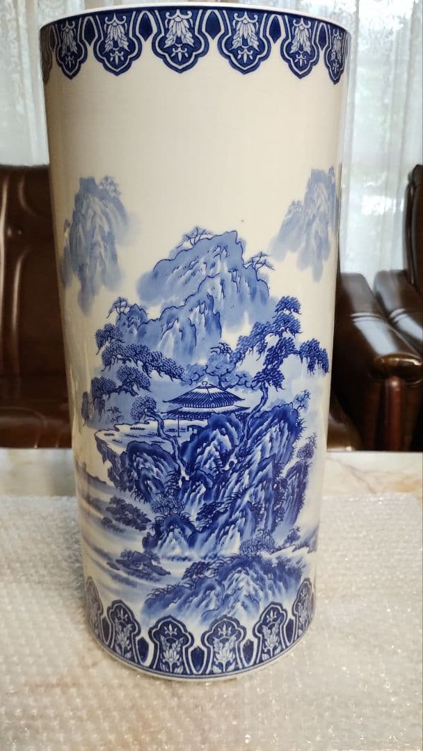 美品　有田焼 　傘立て　陶器　哲山作　染付　山水絵