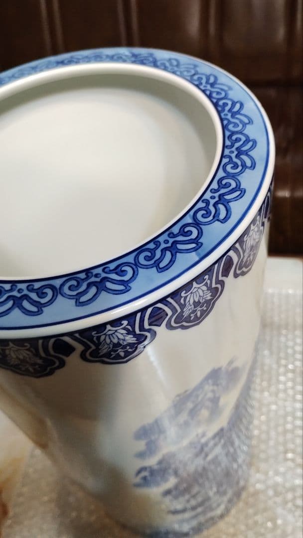 美品　有田焼 　傘立て　陶器　哲山作　染付　山水絵