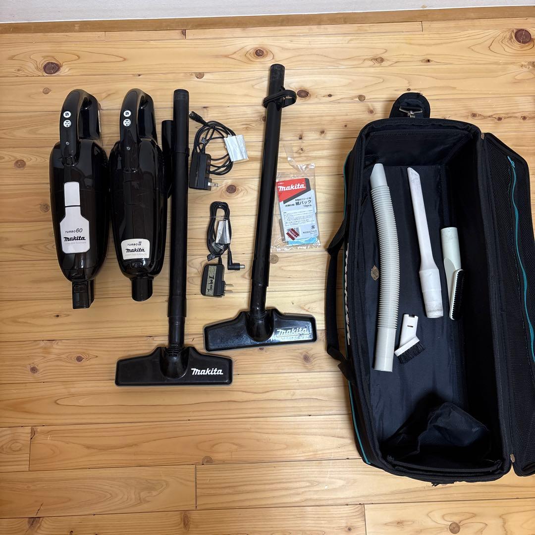 充電式クリーナ マキタのターボ60 とターボ2 充電器 ソフトケースは別