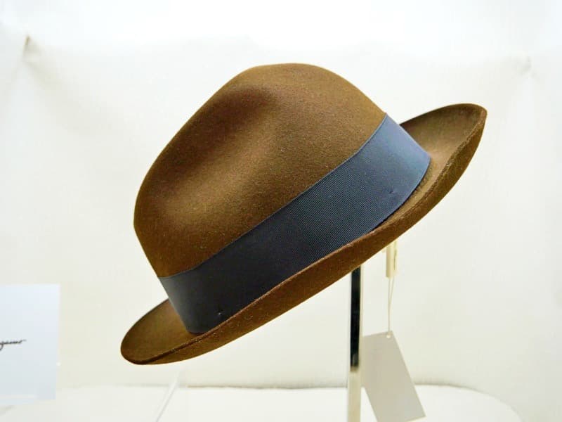 ★未使用　サルバトーレフェラガモ　ボルサリーノタイプ　ハット　茶　ラビットファー